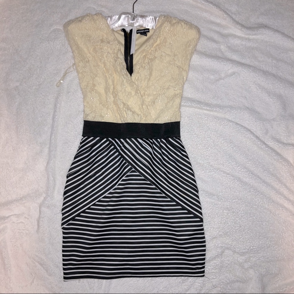 Audrey Ann Dress size Small